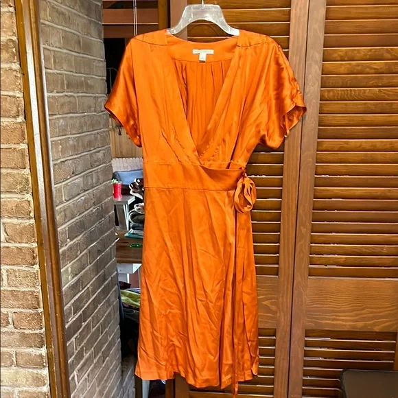 Banana Republic Silk Elegant Orange Wrap Dress - Picture 1 of 12